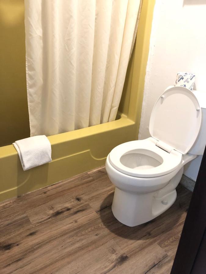 Gateway Inn Sullivan Bagian luar foto